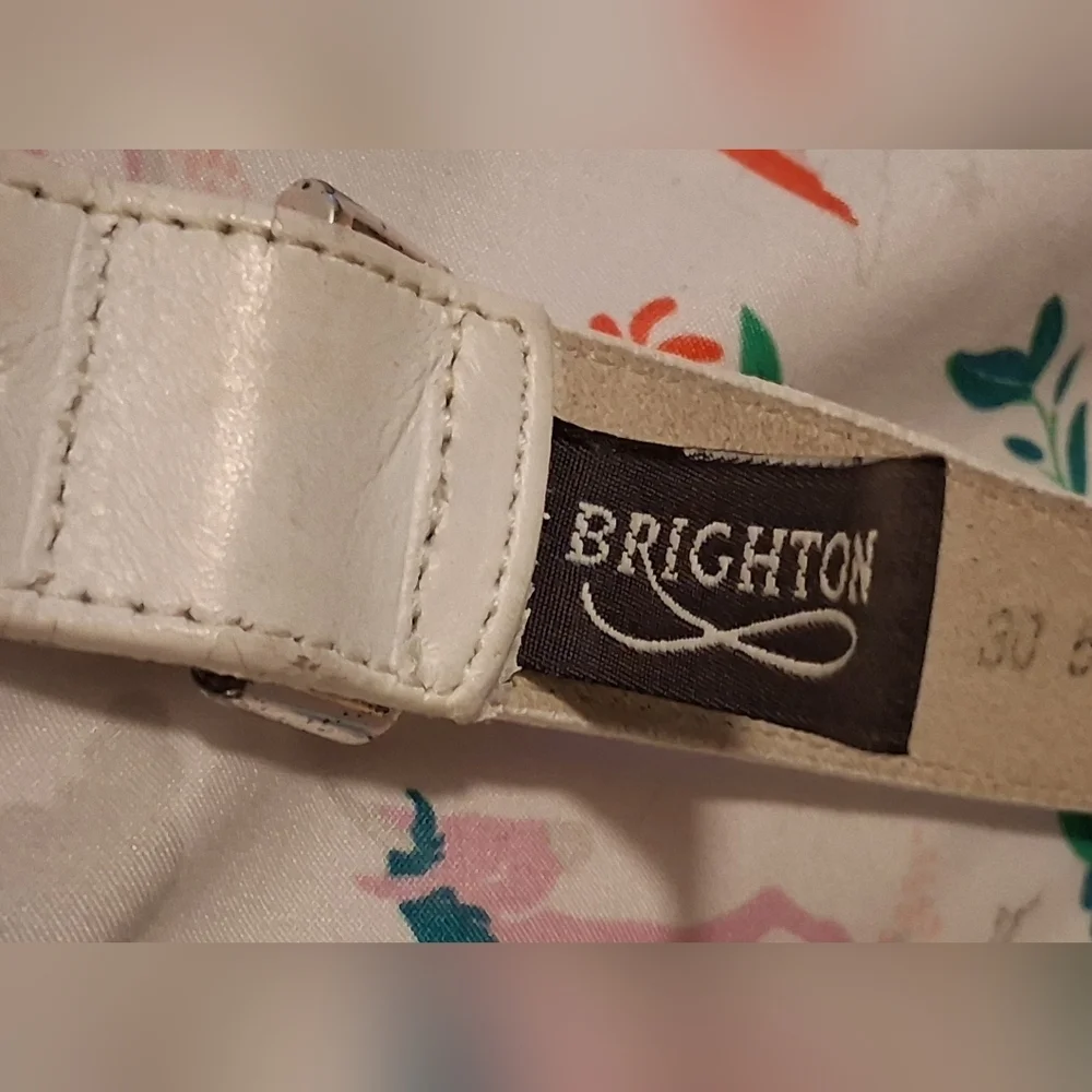 EUC Vintage 1991 Brighton White Leather & Silver Concho Stitch Boho Belt SZ M